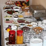 Centar فندق 3*