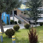 فندق Centar