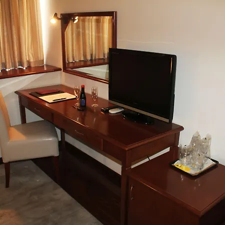 Centar Hotel 3*