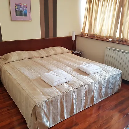 Centar Hotel 3*