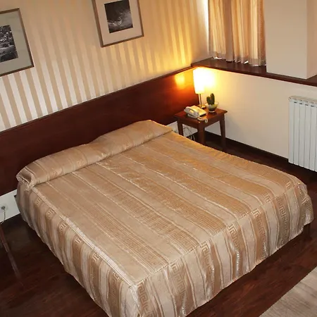Centar Hotel 3*